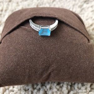 14K Gold Aquamarine Stone Ring